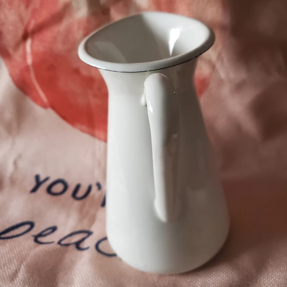 Enamel cream milk Pitcher
